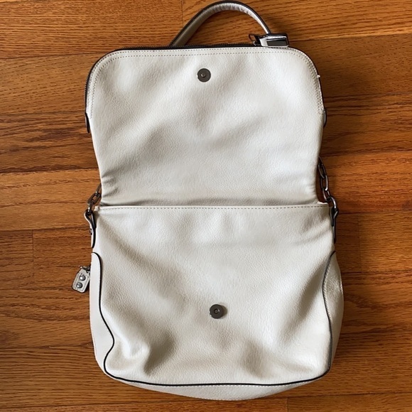 Bn Urban Expressions Purse - Picture 2 of 7